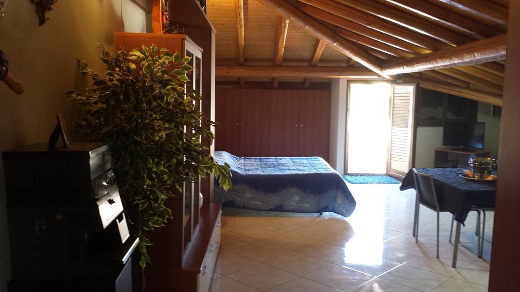 B&B Suite فياغراندي الغرفة الصورة